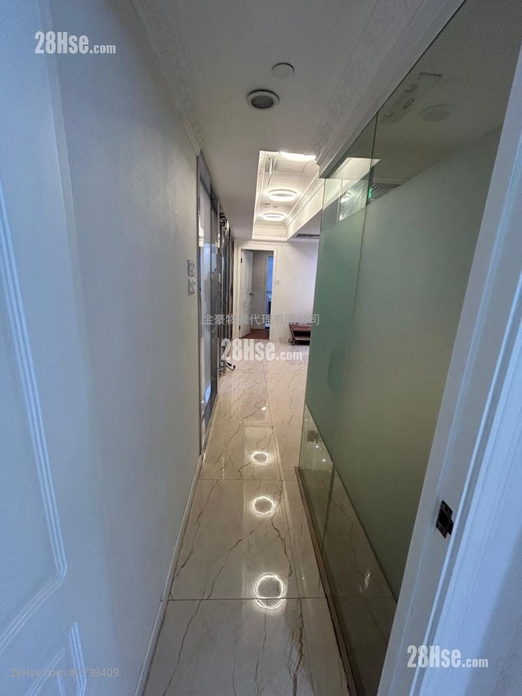 Chung Wai Commercial Building Rental 5+ Bedrooms , 2 Toilets