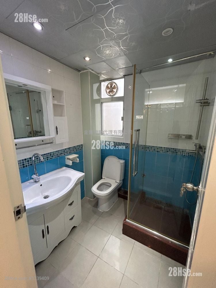 Chung Wai Commercial Building Rental 5+ Bedrooms , 2 Toilets