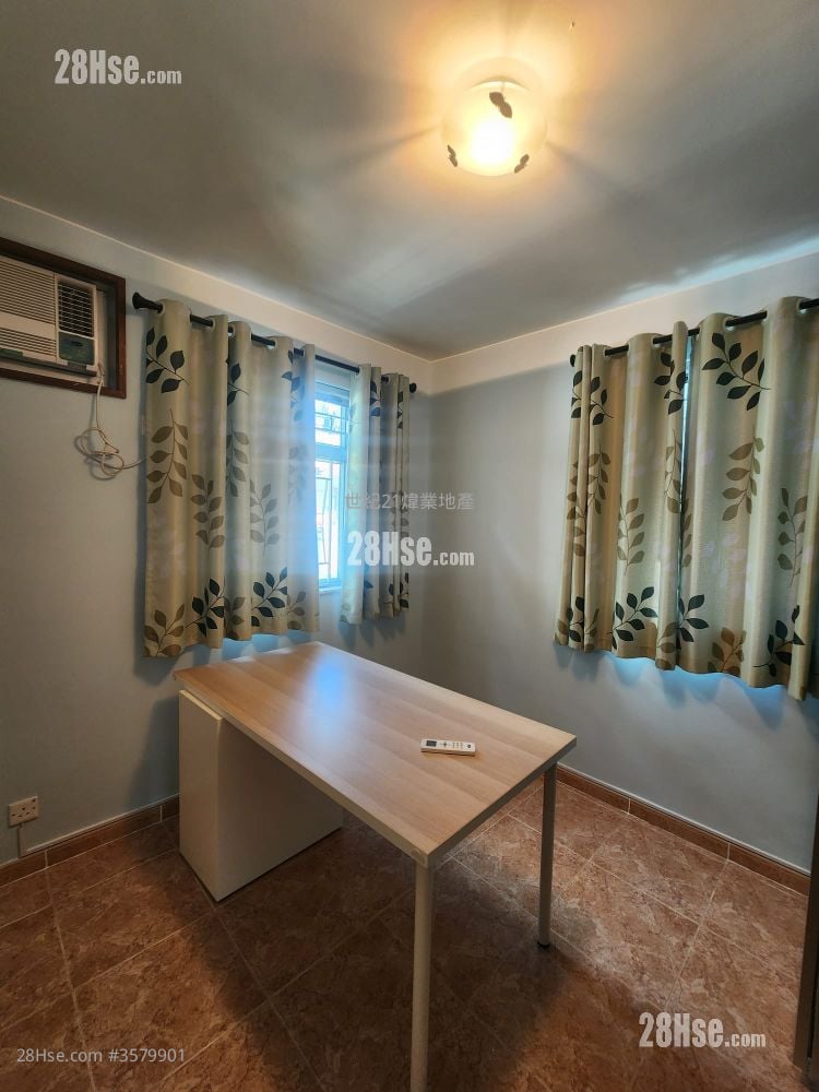 South Hill Villa Sell 3 Bedrooms , 2 Bathrooms