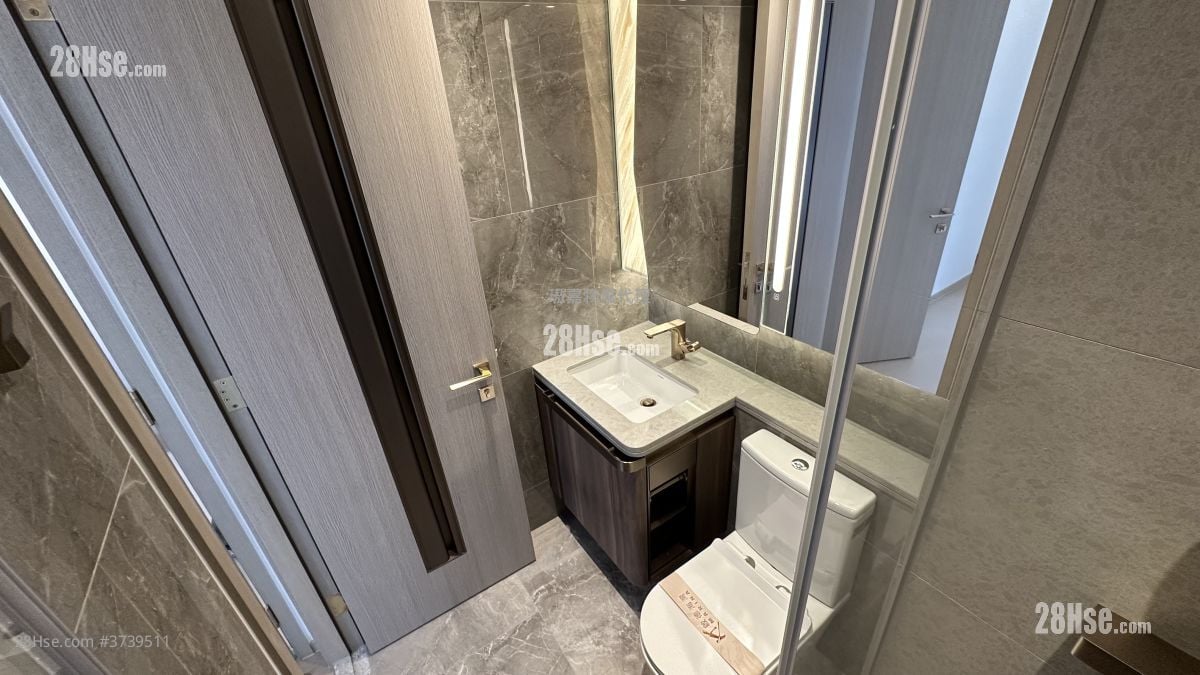 bathroom: Kt Marina Rental 1 Bedroom , 1 Bathroom 305 ft²