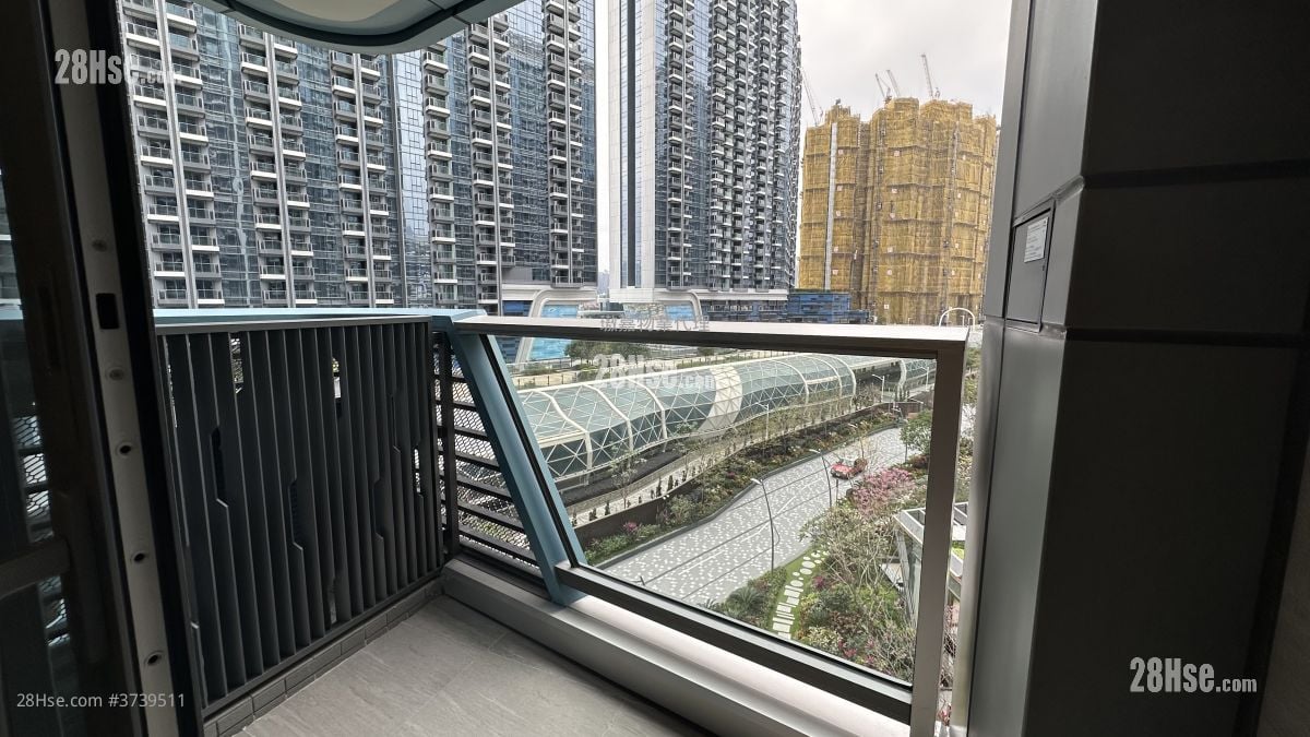 balcony: Kt Marina Rental 1 Bedroom , 1 Bathroom 305 ft²
