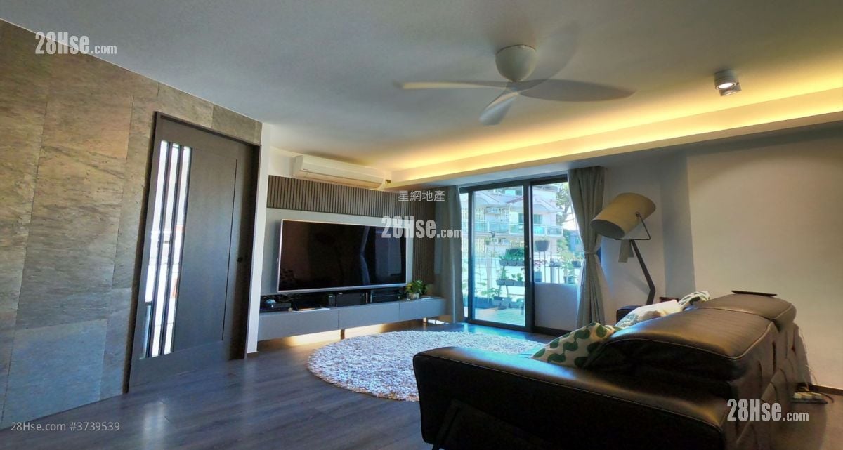 村屋 售盘 4 房 , 5+ 浴室 1,890 平方尺