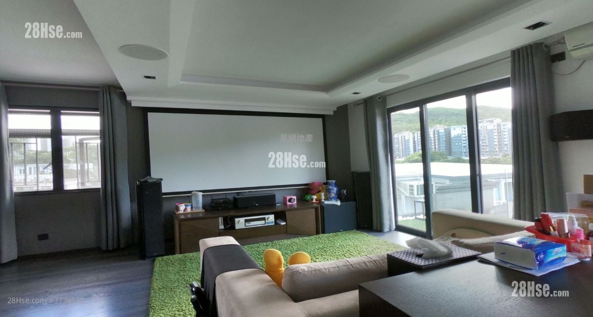 村屋 售盘 4 房 , 5+ 浴室 1,890 平方尺