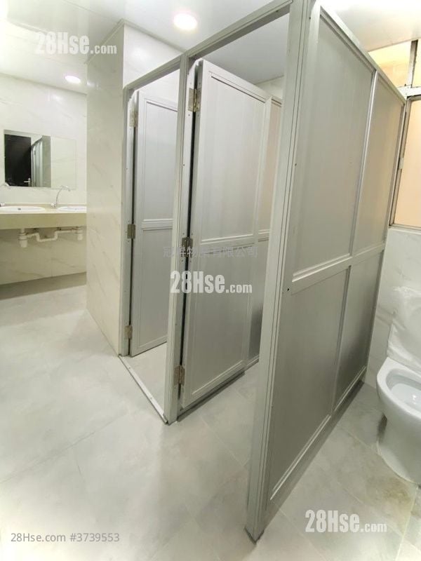 葵兴工业大厦 租盘 75 平方尺