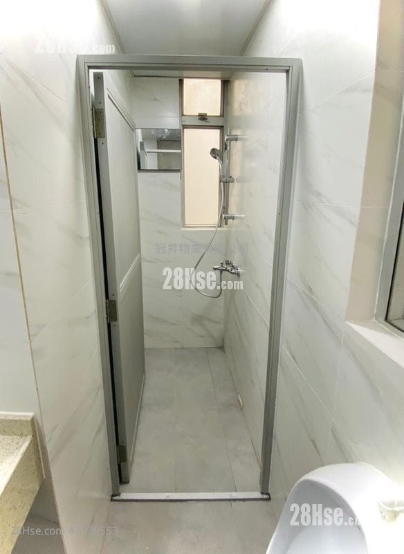 葵兴工业大厦 租盘 75 平方尺