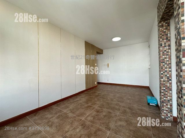 愉翠苑 租盤 3 房 , 2 浴室 650 平方呎