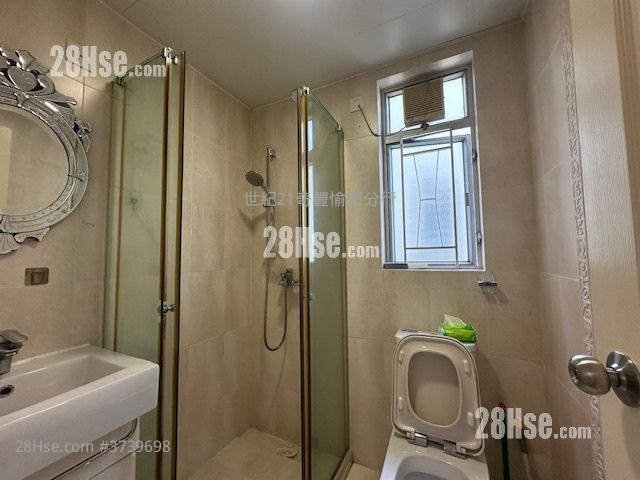 愉翠苑 租盤 3 房 , 2 浴室 650 平方呎