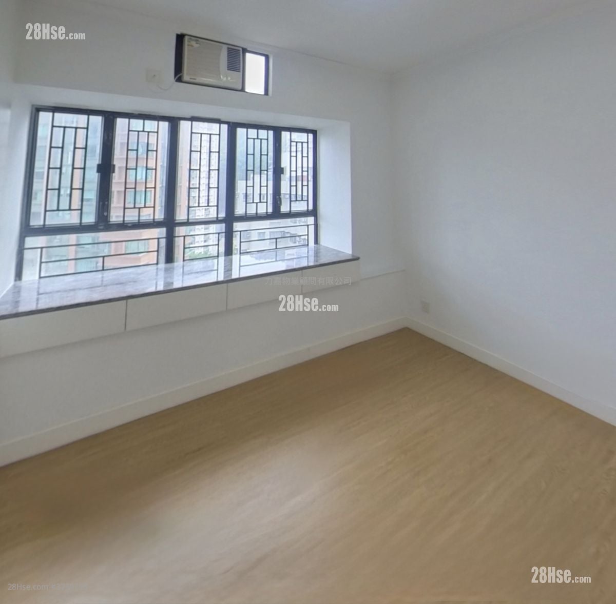 Illumination Terrace Sell 800 ft²