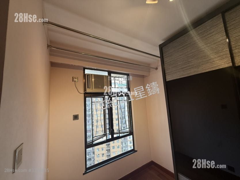 Pokfulam Gardens Sell 1 Bedroom , 1 Bathroom 466 ft²