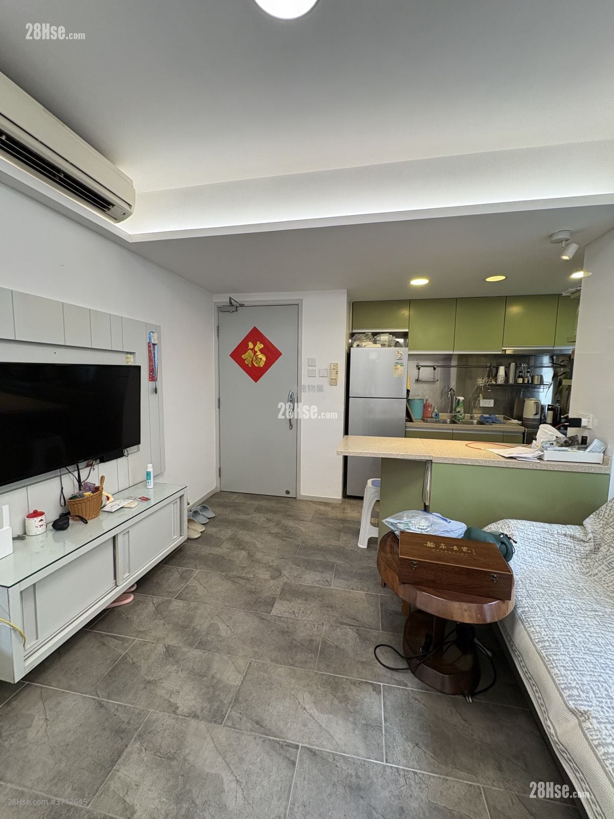 Chun King Court Sell 2 Bedrooms , 1 Bathroom 464 ft²