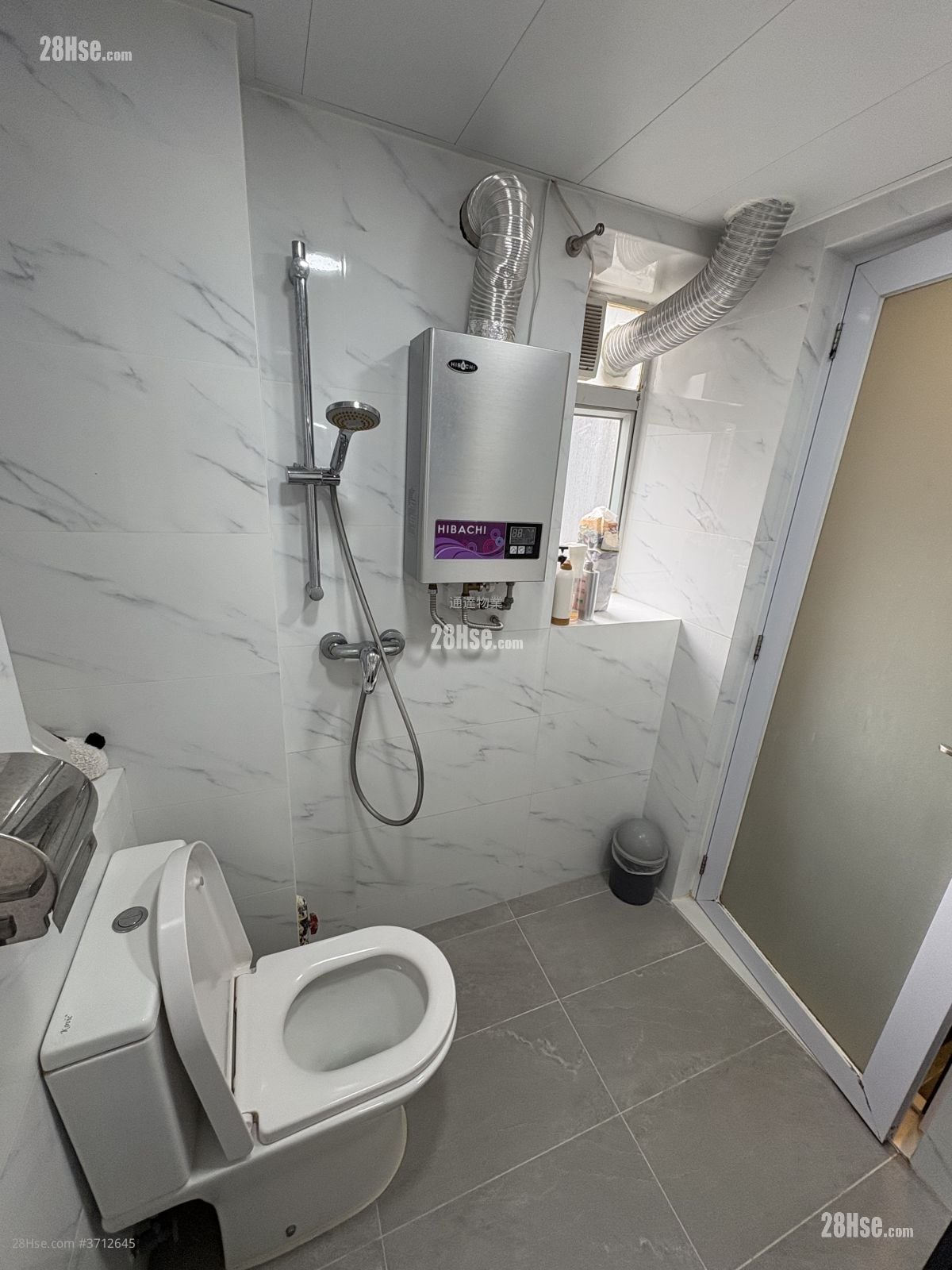 Chun King Court Sell 2 Bedrooms , 1 Bathroom 464 ft²