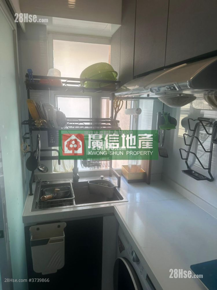 國康大廈 售盤 2 房 , 1 浴室 229 平方呎