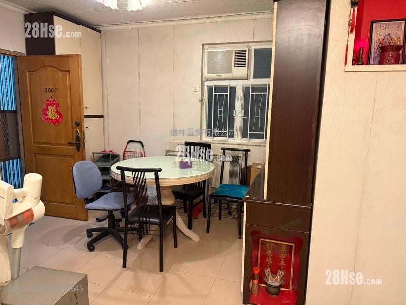 启田大厦 售盘 2 房 , 1 浴室 469 平方尺