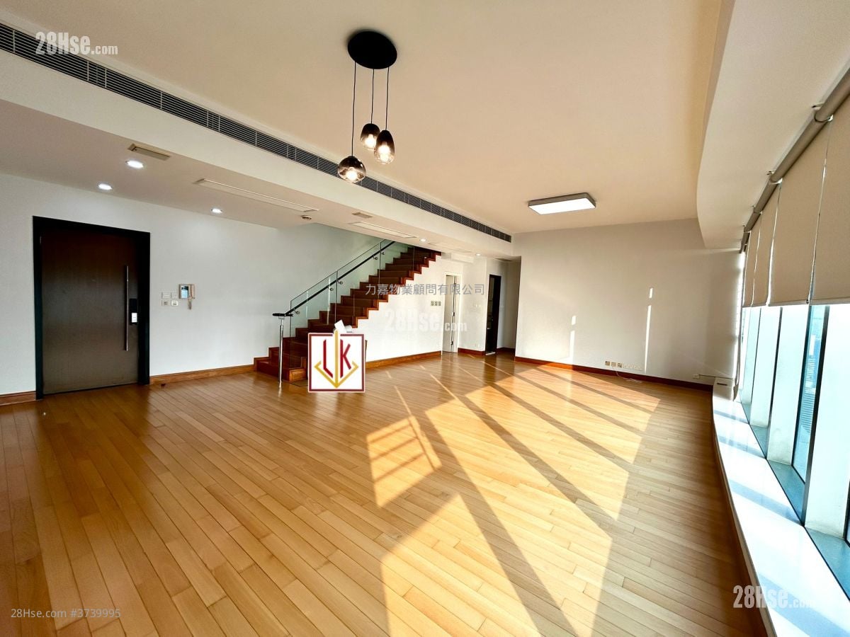 君臨天下 租盤 4 房 , 3 浴室 2,334 平方呎