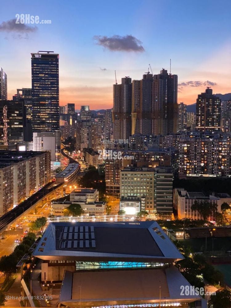 Lei On Court Sell 3 Bedrooms , 2 Bathrooms 650 ft²