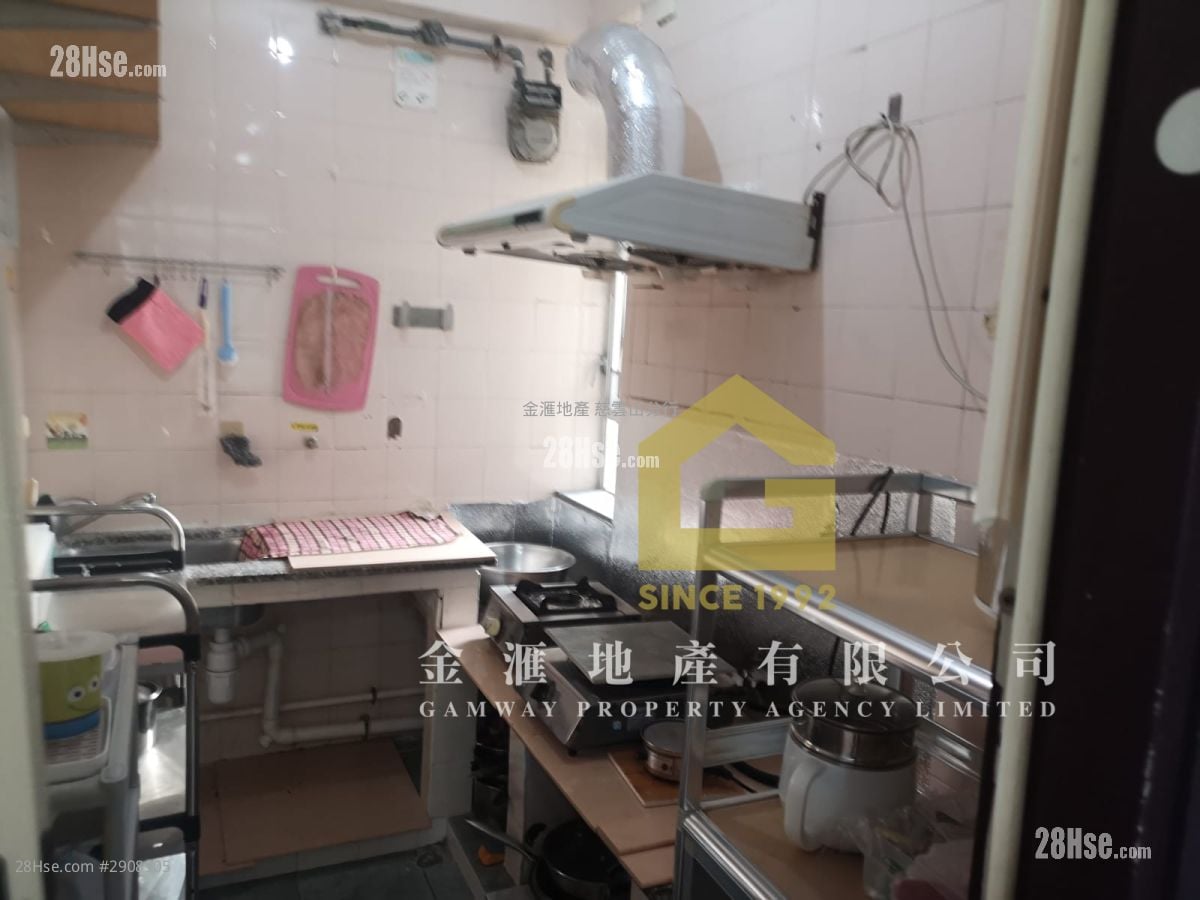 翠竹花园 售盘 3 房 , 1 浴室 590 平方尺