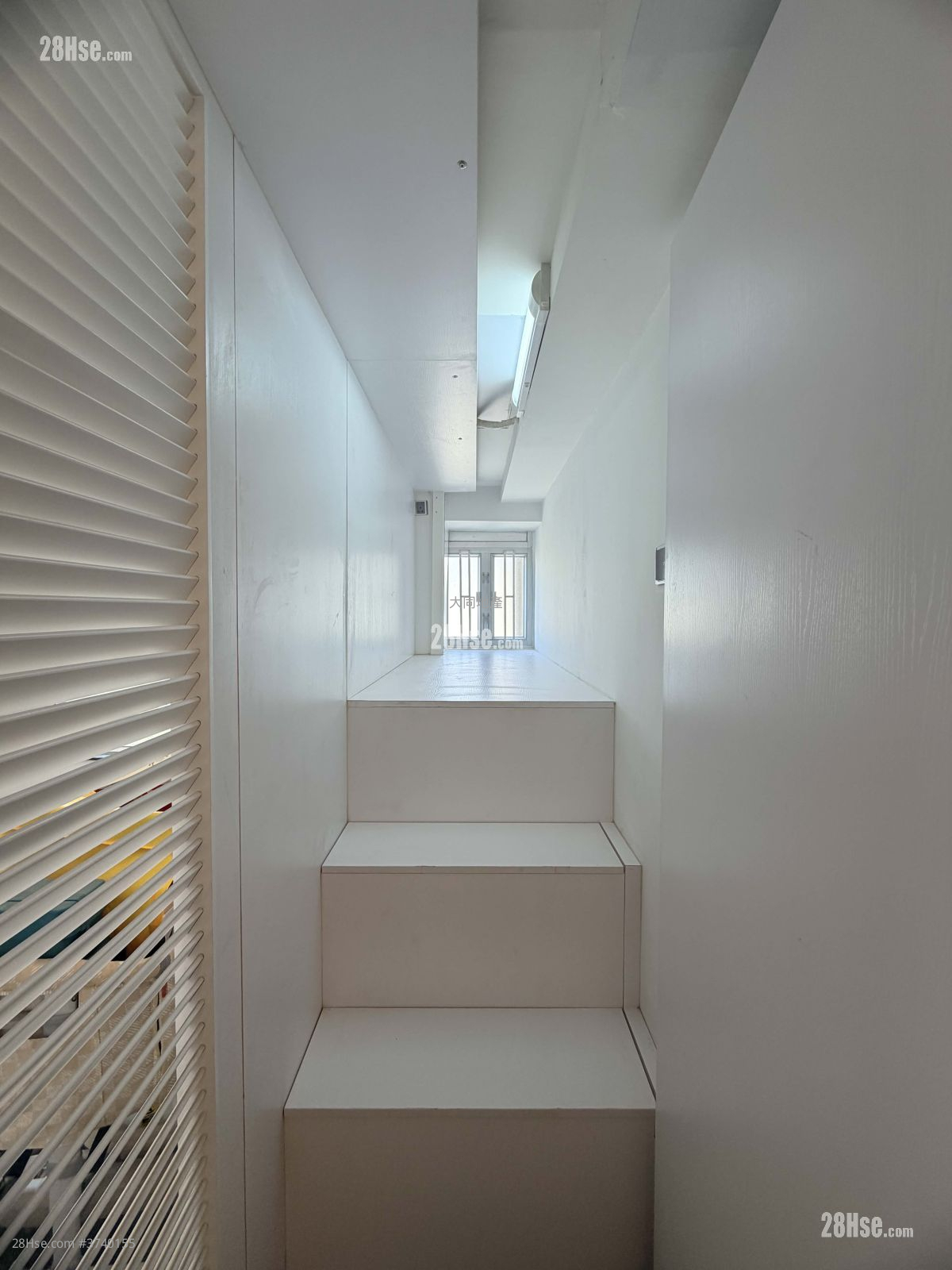 美孚新邨 售盘 3 房 , 3 浴室 859 平方尺