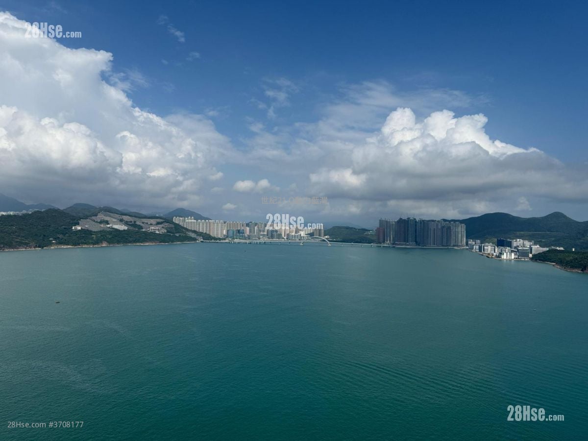 蓝湾半岛 售盘 3 房 , 2 浴室 811 平方尺