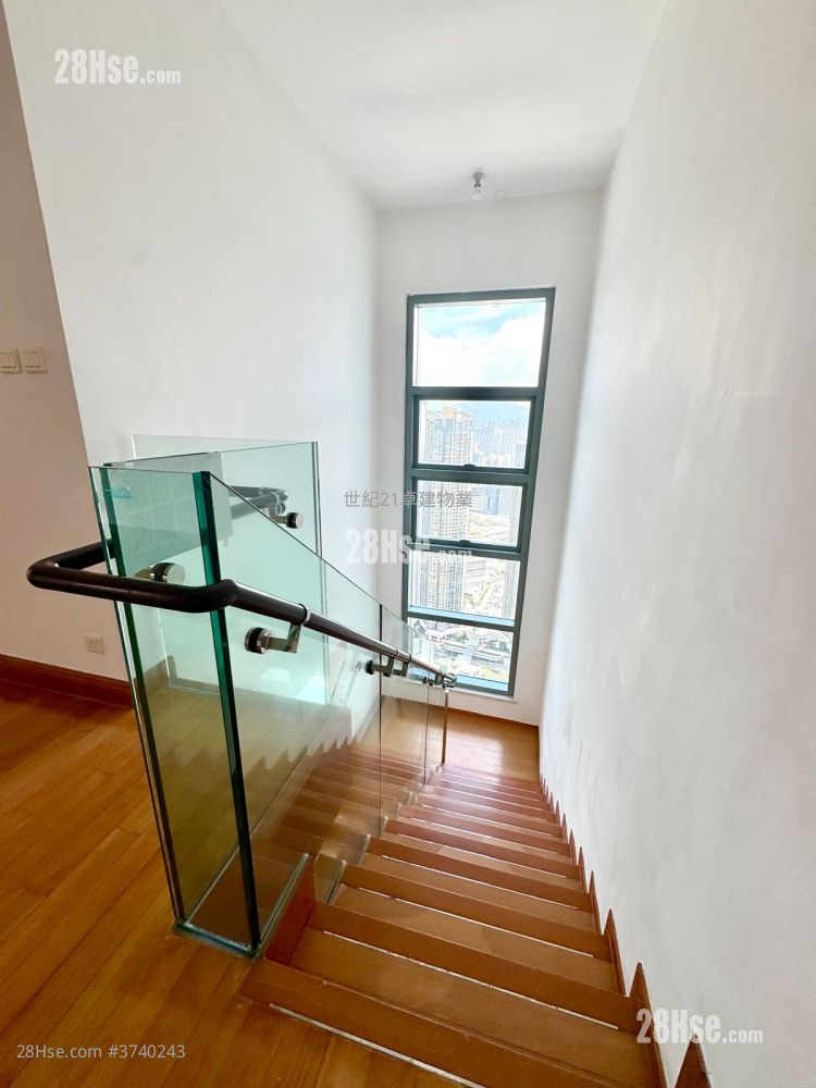 君臨天下 租盤 4 房 , 3 浴室 1,807 平方呎