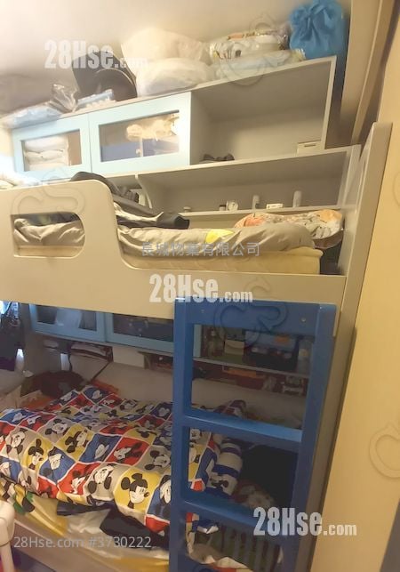 Kornhill Garden Sell 3 Bedrooms , 1 Bathroom 592 ft²