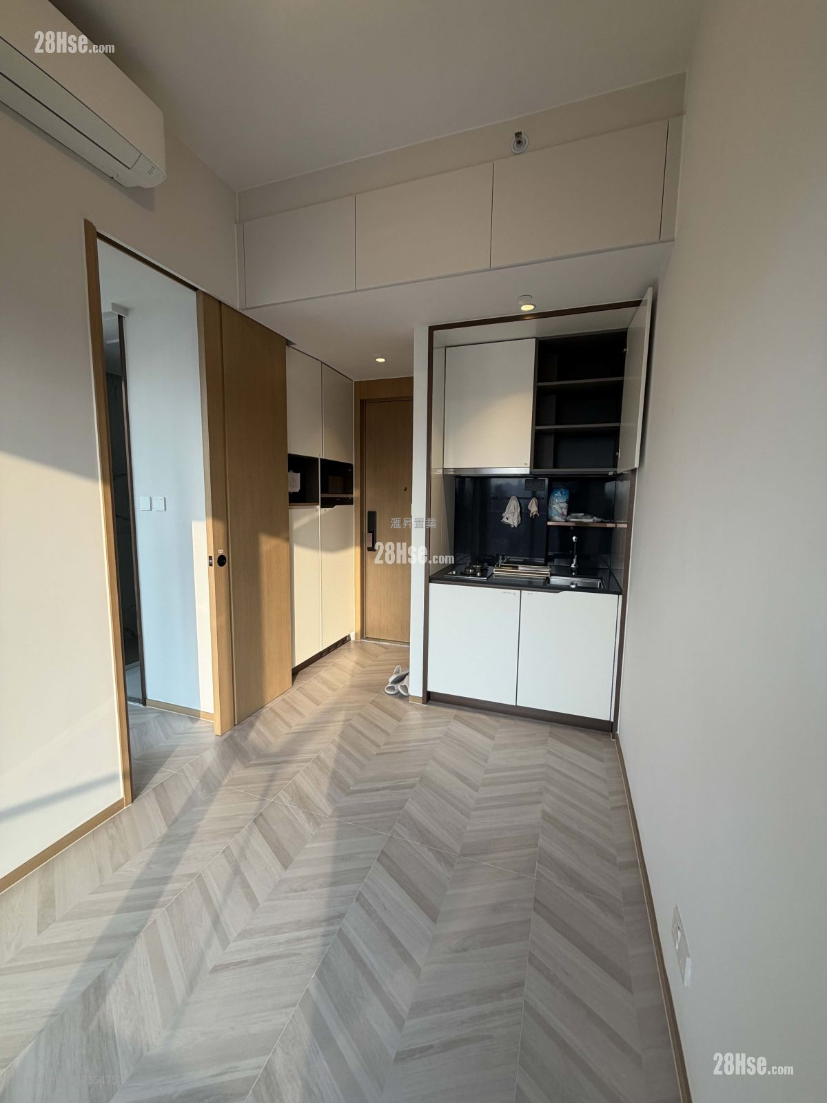 南首 租盘 1 房 , 1 浴室 263 平方尺