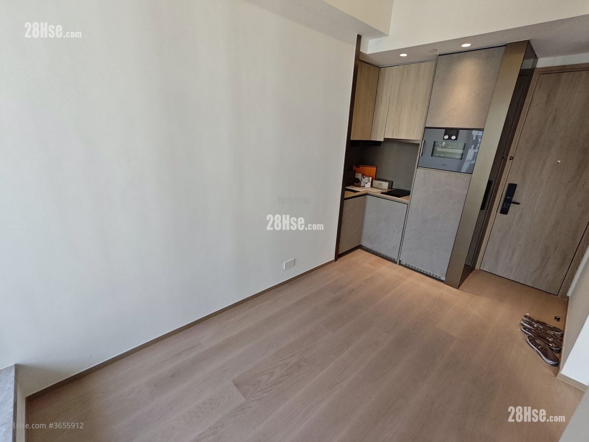 101 Kings Road 租盤 1 房 , 1 浴室 244 平方呎