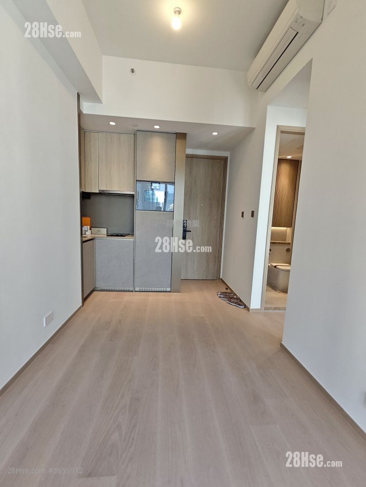 101 Kings Road 租盤 1 房 , 1 浴室 244 平方呎