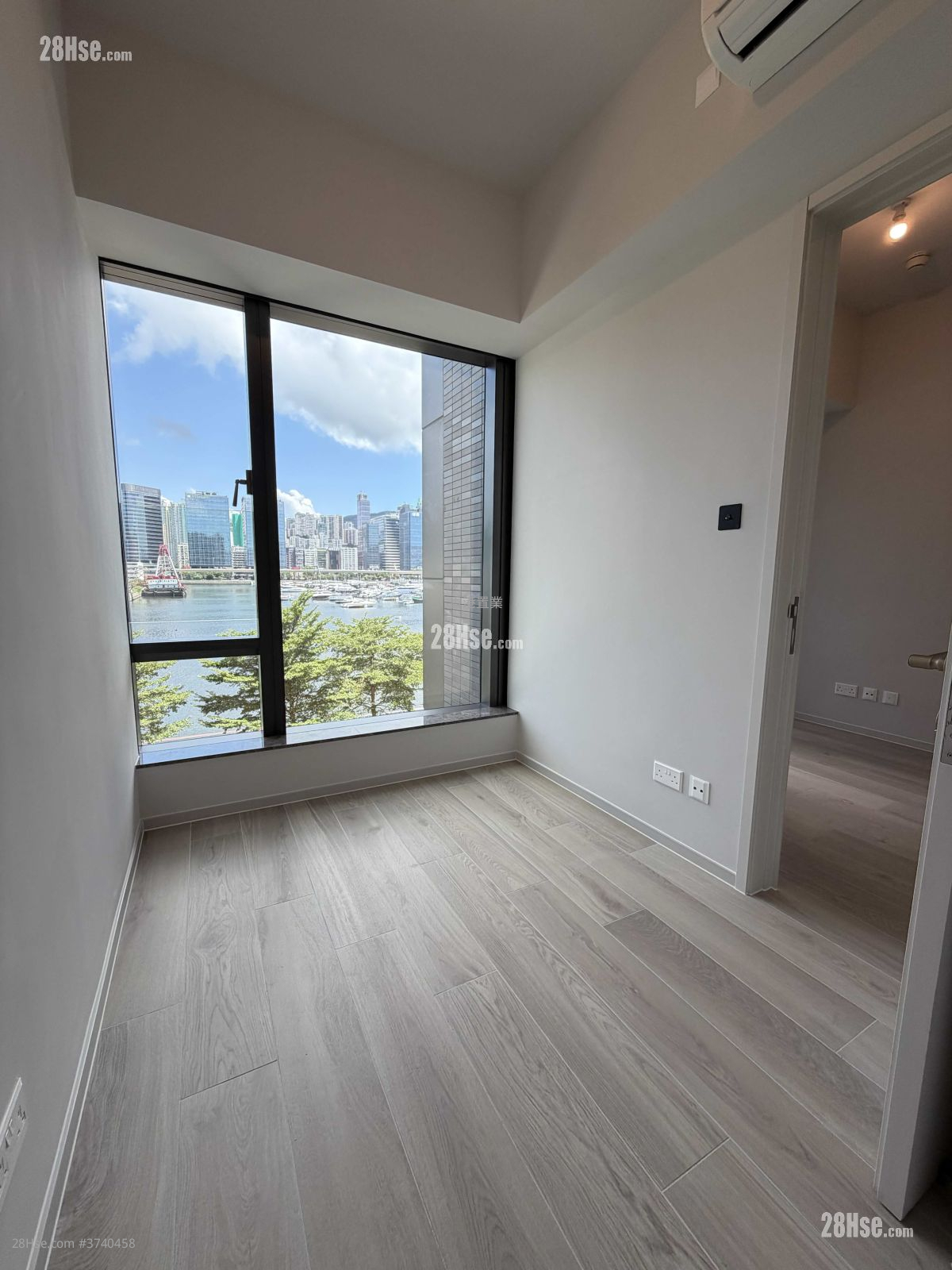 柏蔚森 租盤 380 平方呎