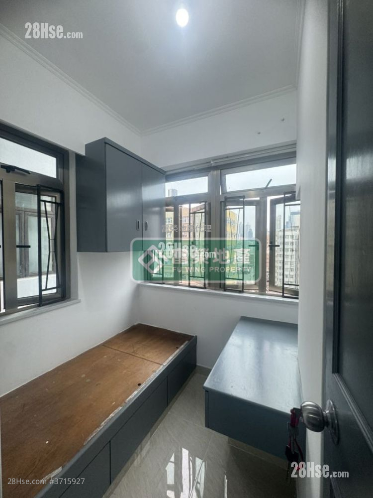 長康大廈 租盤 2 房 , 1 浴室 264 平方呎