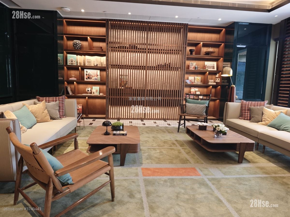 高临 租盘 1 房 , 1 浴室 269 平方尺