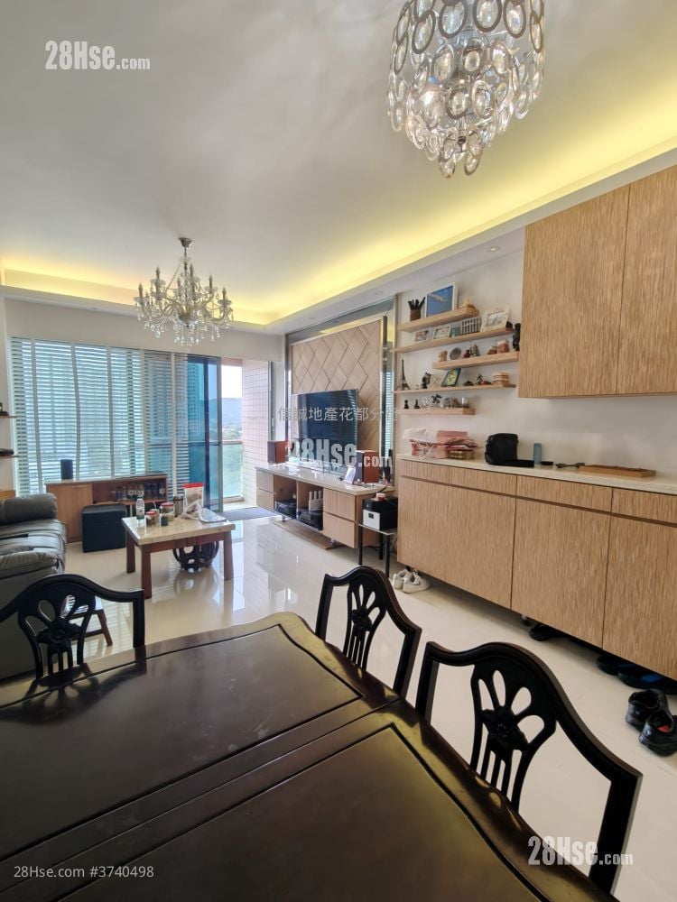 Woodland Crest Sell 4 Bedrooms , 2 Bathrooms 927 ft²