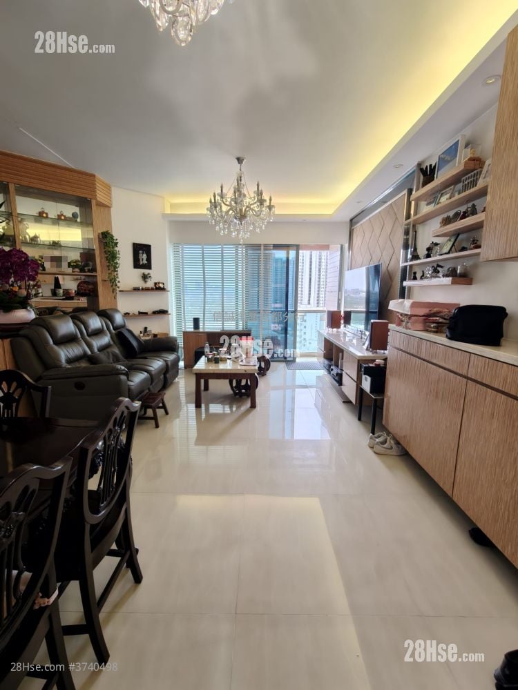 Woodland Crest Sell 4 Bedrooms , 2 Bathrooms 927 ft²