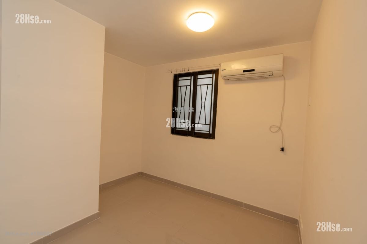 Village House Sell 1 Bedroom , 1 Bathroom 380 ft²