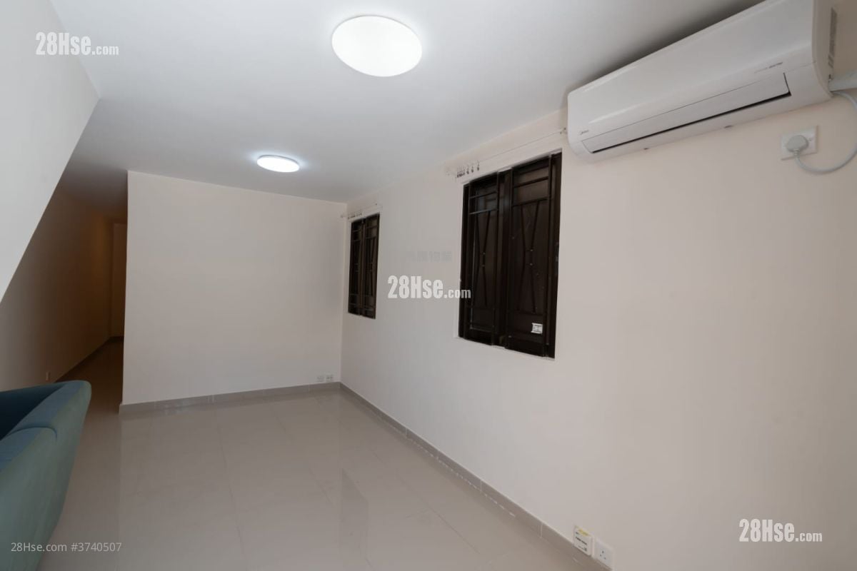 Village House Sell 1 Bedroom , 1 Bathroom 380 ft²