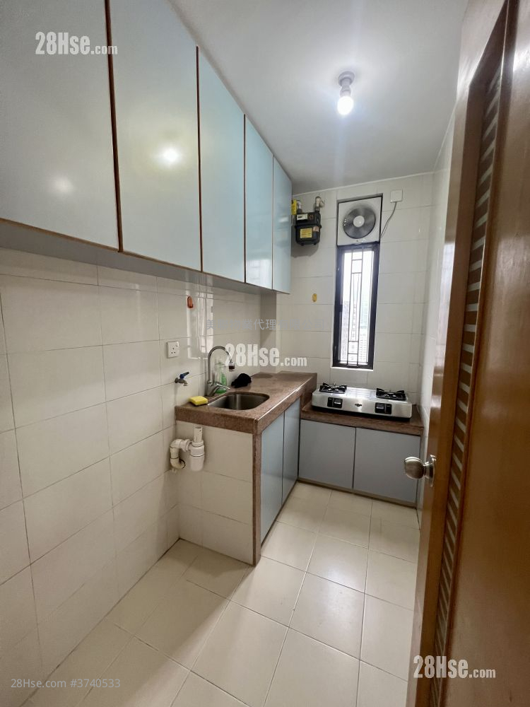 綠楊新邨 租盤 2 房 , 1 浴室 451 平方呎