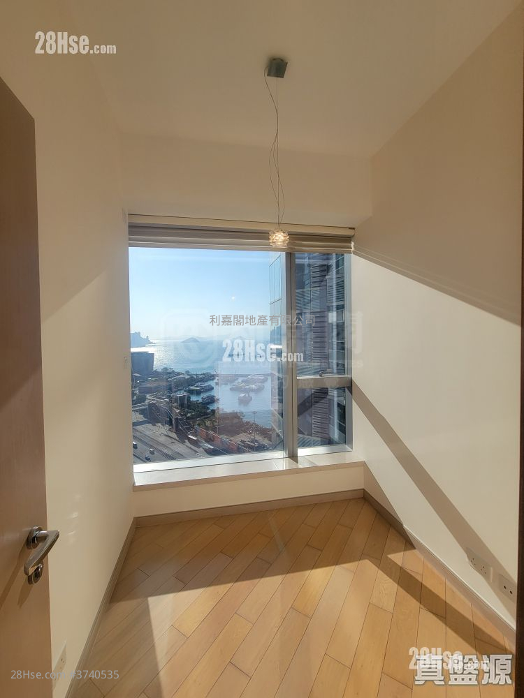 天璽 租盤 3 房 915 平方呎