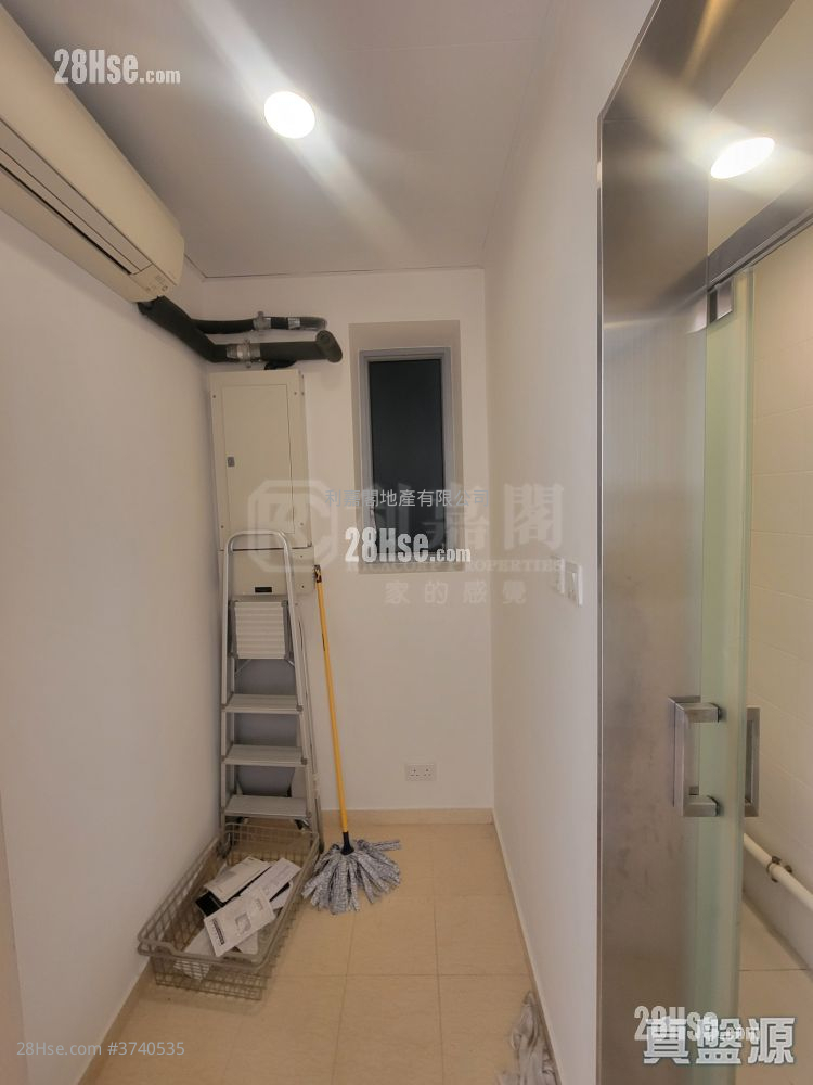 天璽 租盤 3 房 915 平方呎