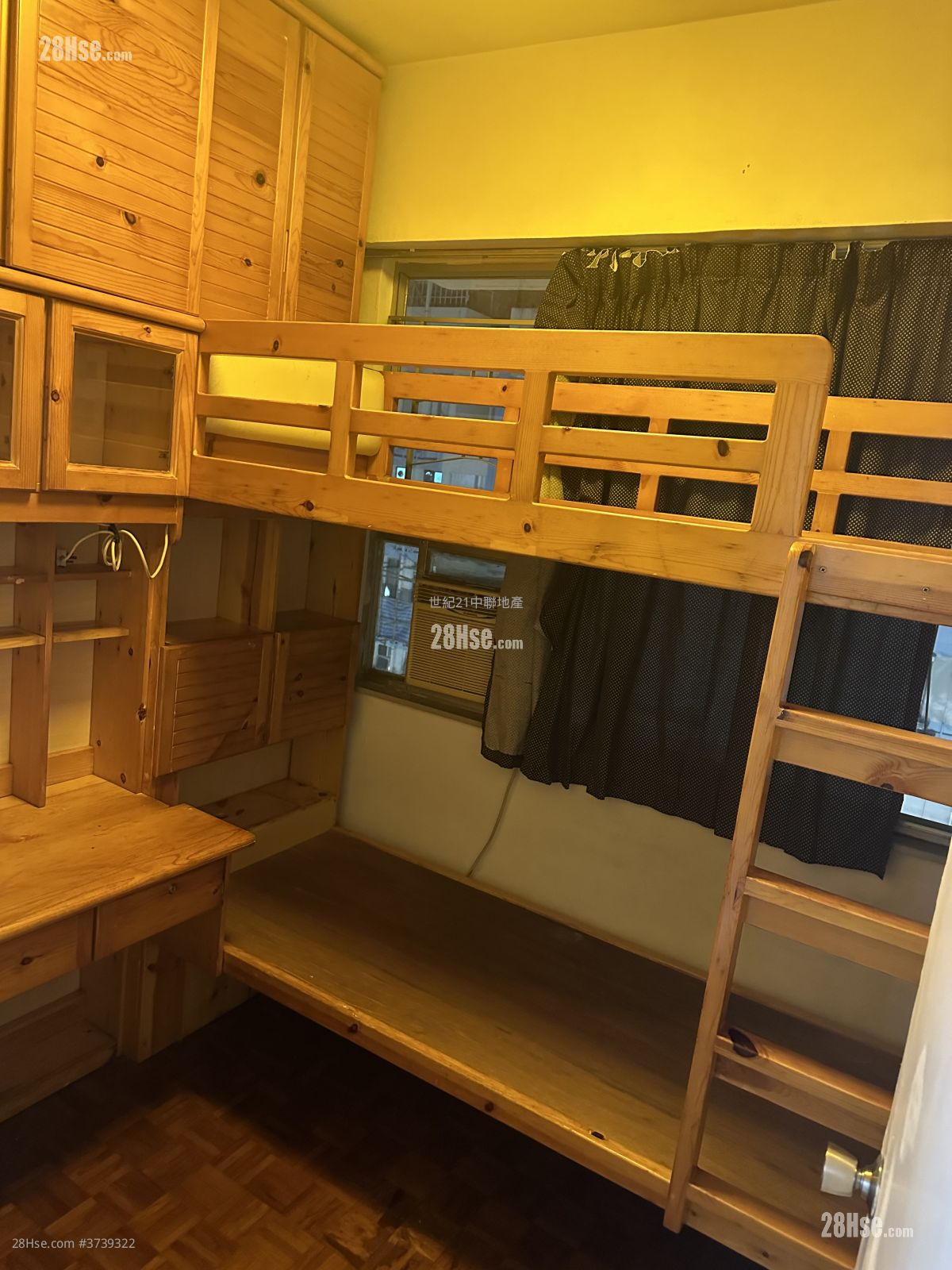 Golden Court Sell 2 Bedrooms , 1 Bathroom 346 ft²