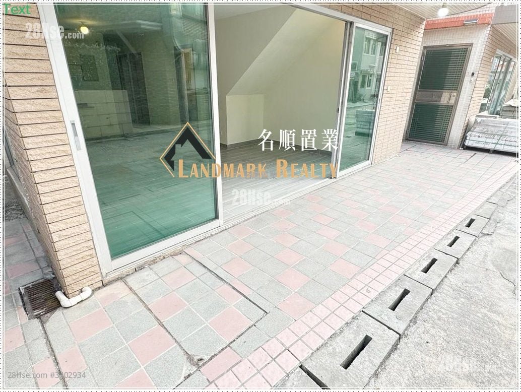 Village Sell 3 Bedrooms , 2 Bathrooms 700 ft²