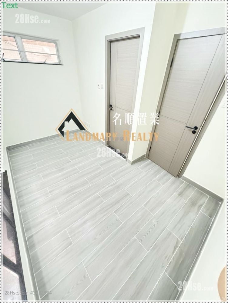 Village Sell 3 Bedrooms , 2 Bathrooms 700 ft²