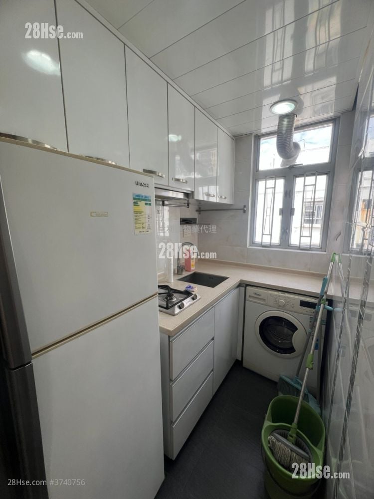 金龍樓 租盤 2 房 , 1 浴室 374 平方呎