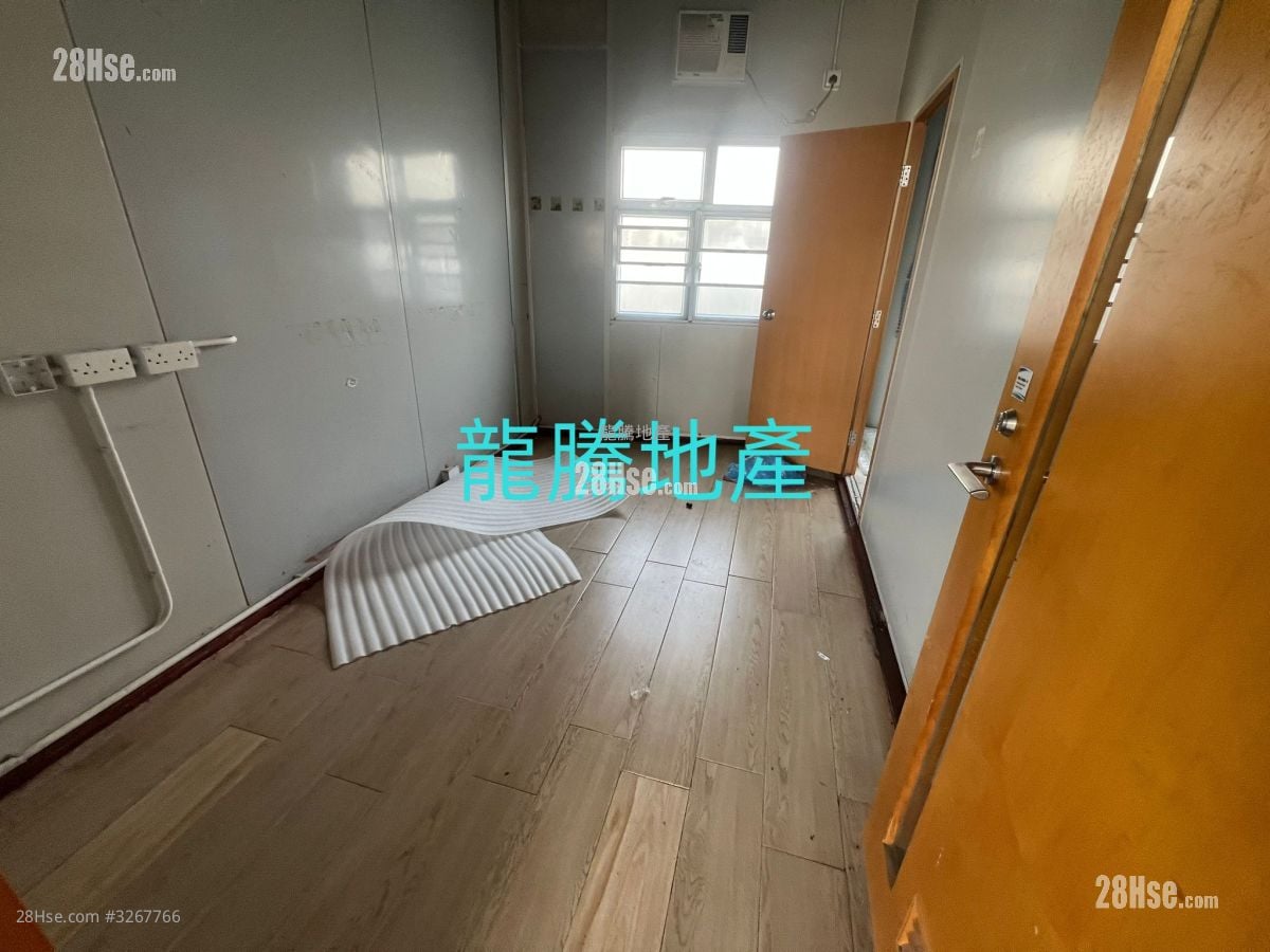 土地 租盘 3 房 , 1 浴室