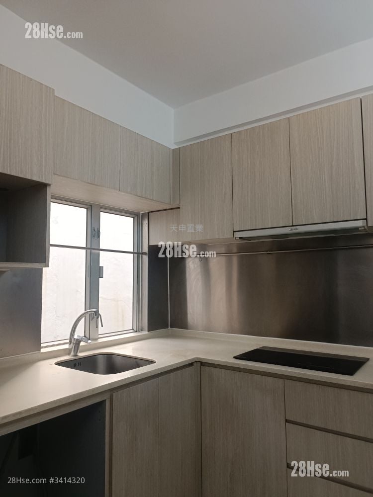 Apartment Sell 2 Bedrooms , 1 Bathroom 451 ft²