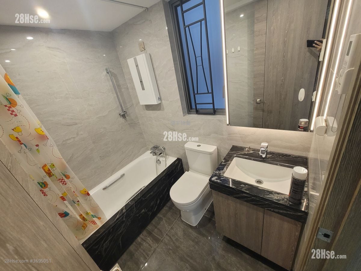 Aurora Rental 2 Bedrooms , 1 Bathroom 444 ft²