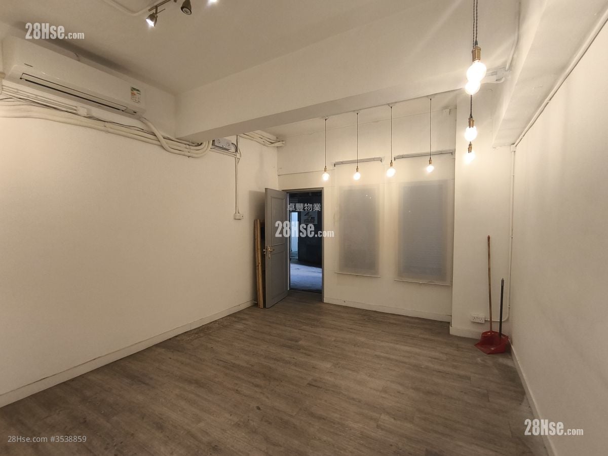 Hang Cheong Factory Building Rental Studio , 1 Toilet 700 ft²