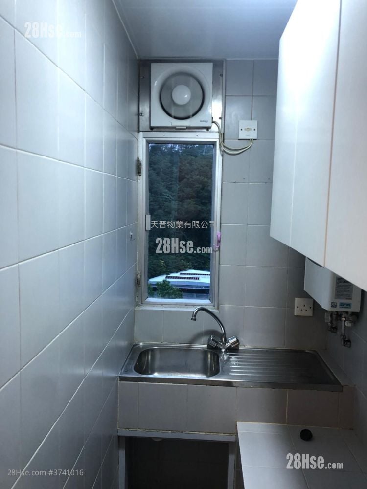 荣林大厦 售盘 2 房 , 1 浴室 270 平方尺