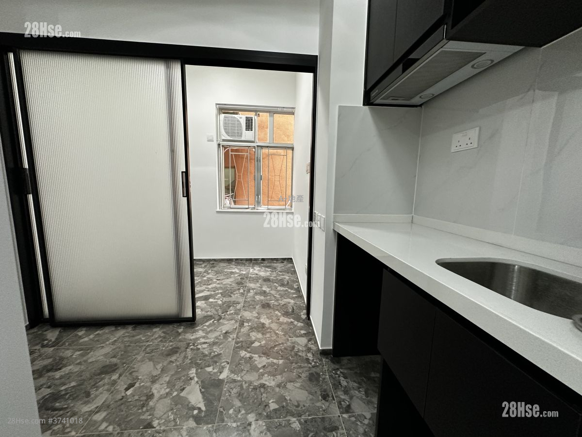 花園大廈 租盤 1 浴室 160 平方呎