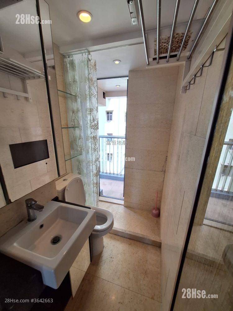 Baker Residences Rental Studio , 1 Bathroom 245 ft²