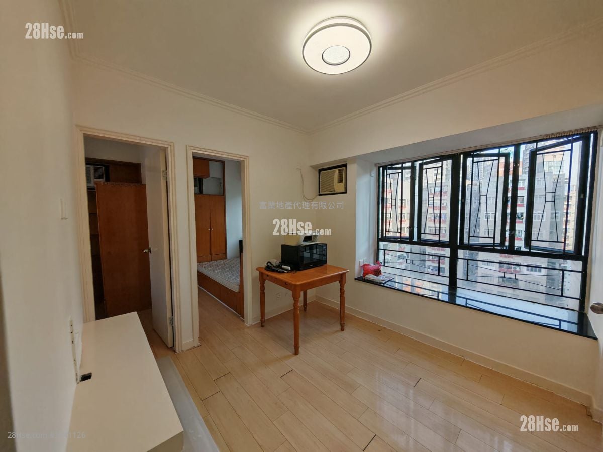 聚贤大厦 租盘 2 房 , 1 浴室 329 平方尺