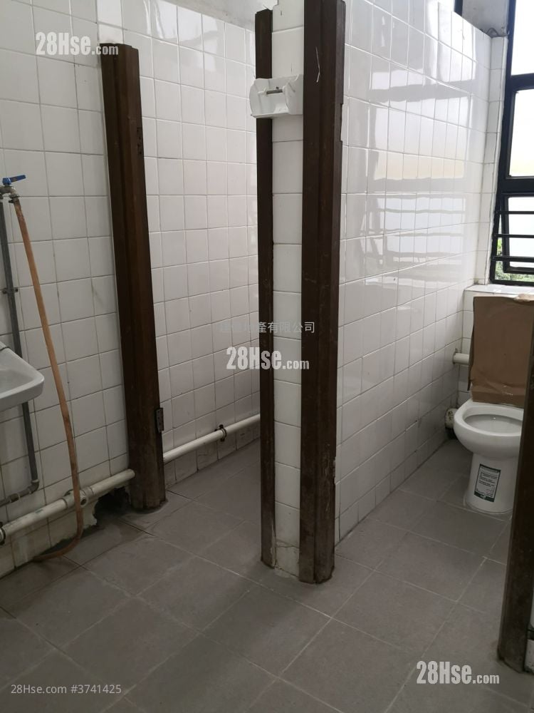 Luen Cheong Can Centre Rental